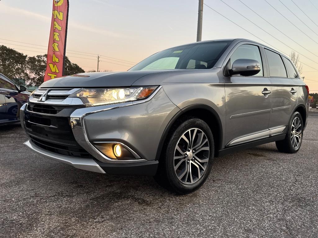 2016 Mitsubishi Outlander - $14,900