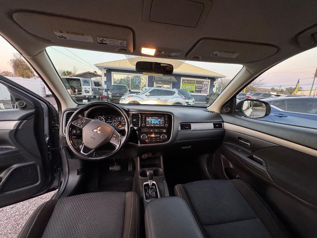2016 Mitsubishi Outlander - $14,900
