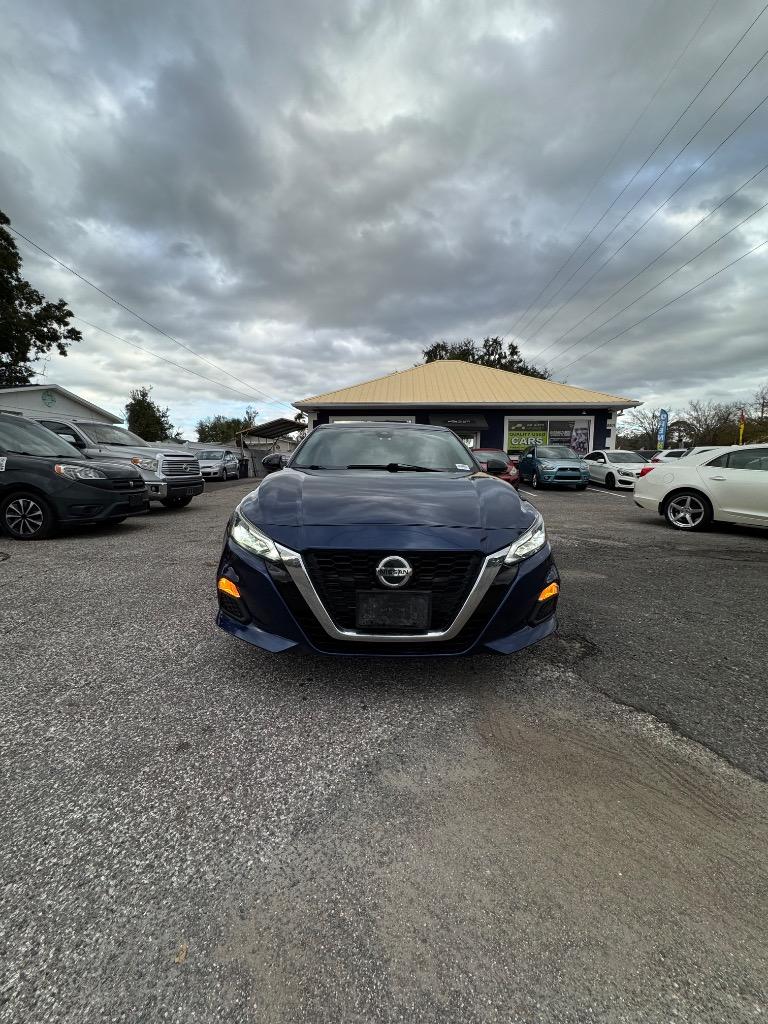 2020 Nissan Altima - $12,900