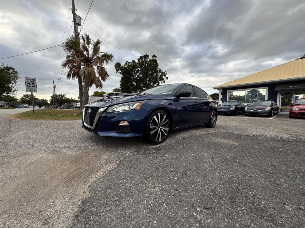 2020 Nissan Altima - $12,900