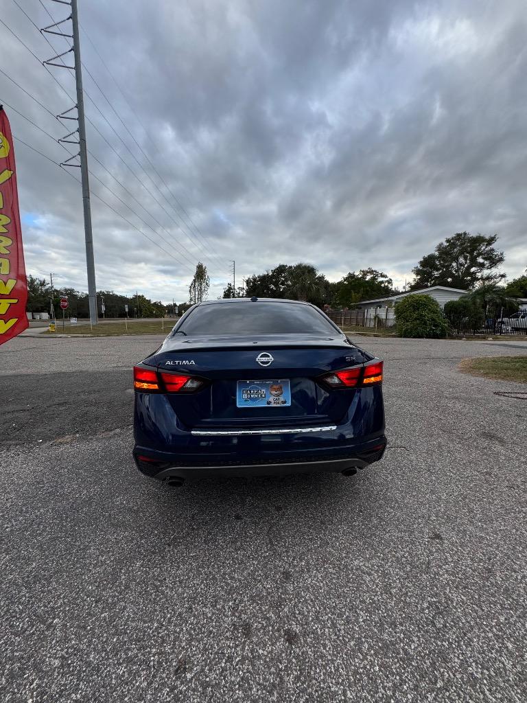 2020 Nissan Altima - $12,900