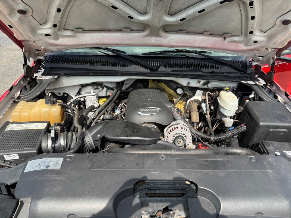 2004 Chevrolet Silverado - $9,000