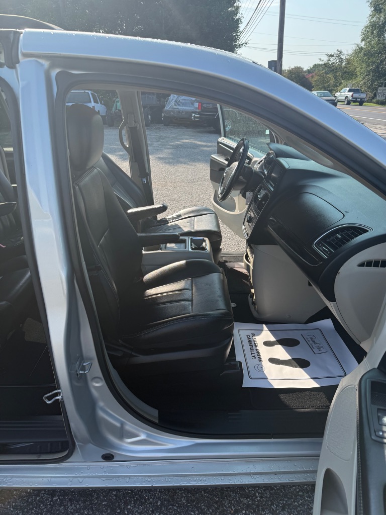 2012 Chrysler Town And Country