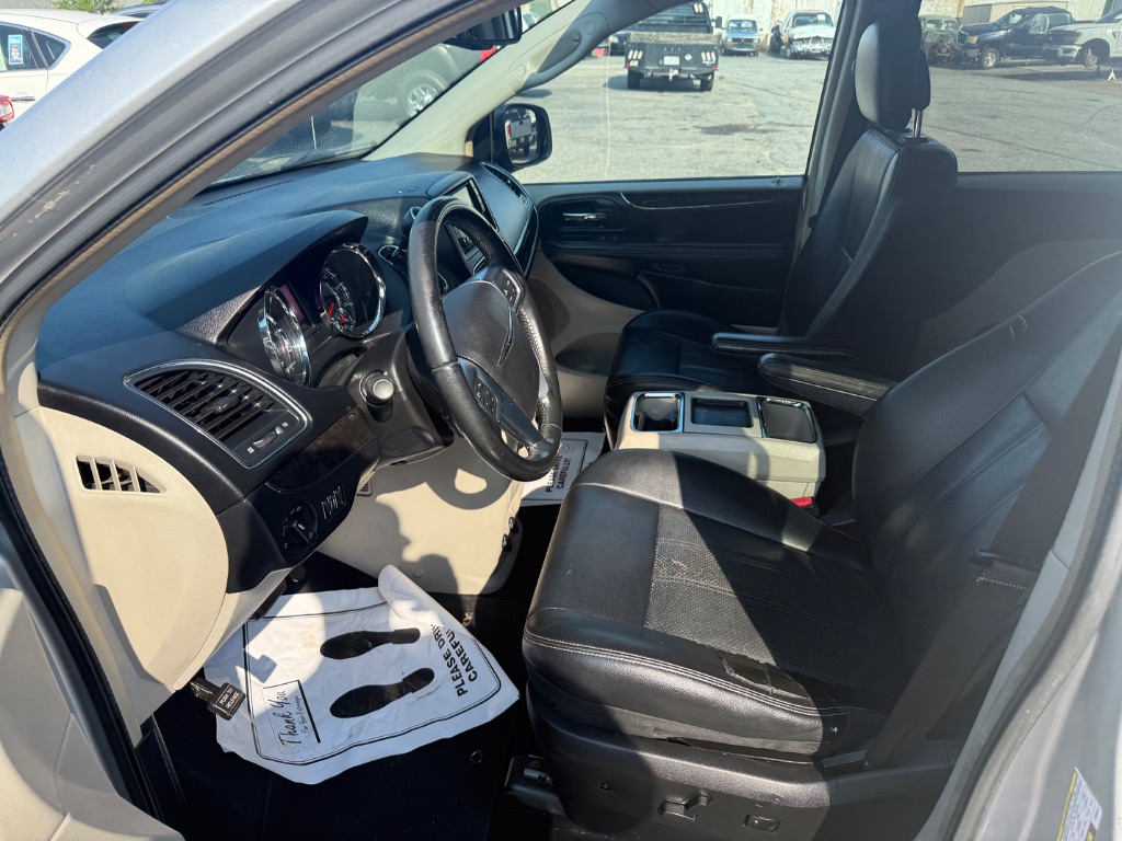 2012 Chrysler Town And Country