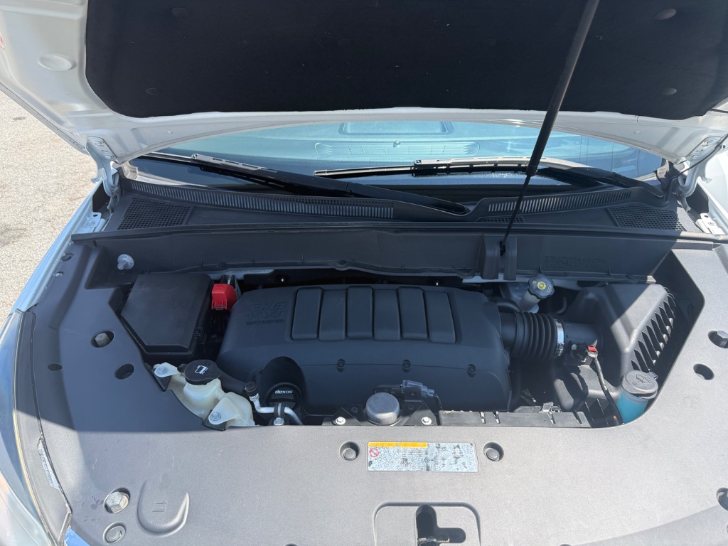 2017 Chevrolet Traverse - $8,995