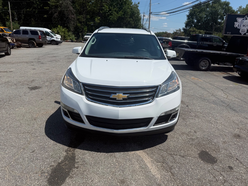 2017 Chevrolet Traverse - $8,995