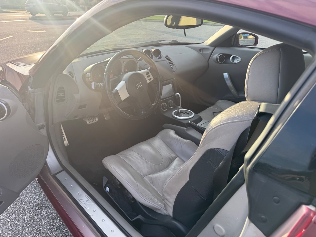 2004 Nissan 350Z - $9,850