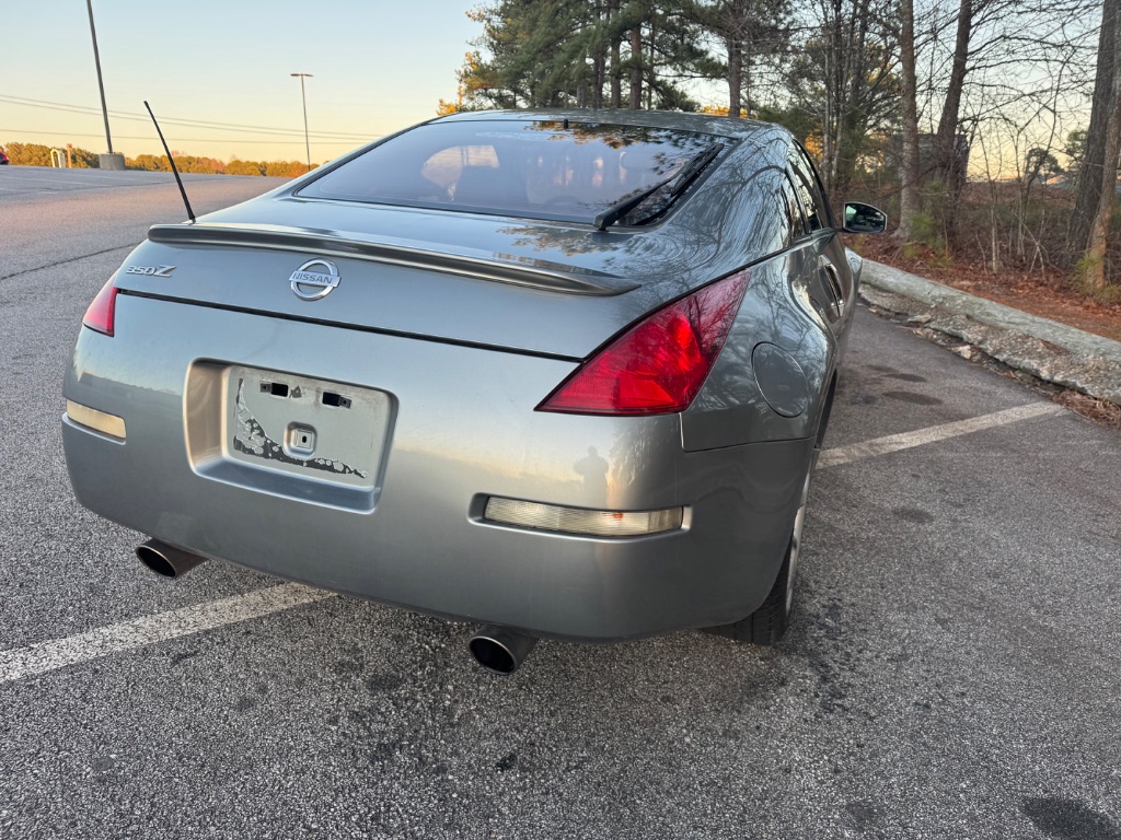 2005 Nissan 350Z - $8,900