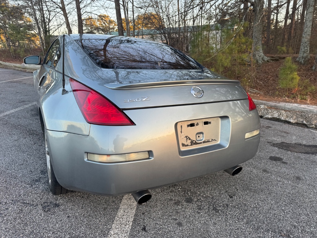 2005 Nissan 350Z - $8,900