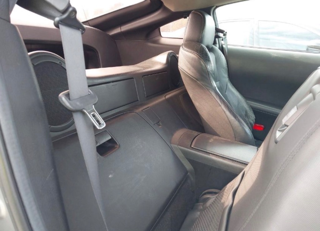 2005 Nissan 350Z - $8,900