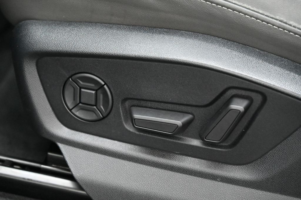 2020 Audi Q8 - $36,988