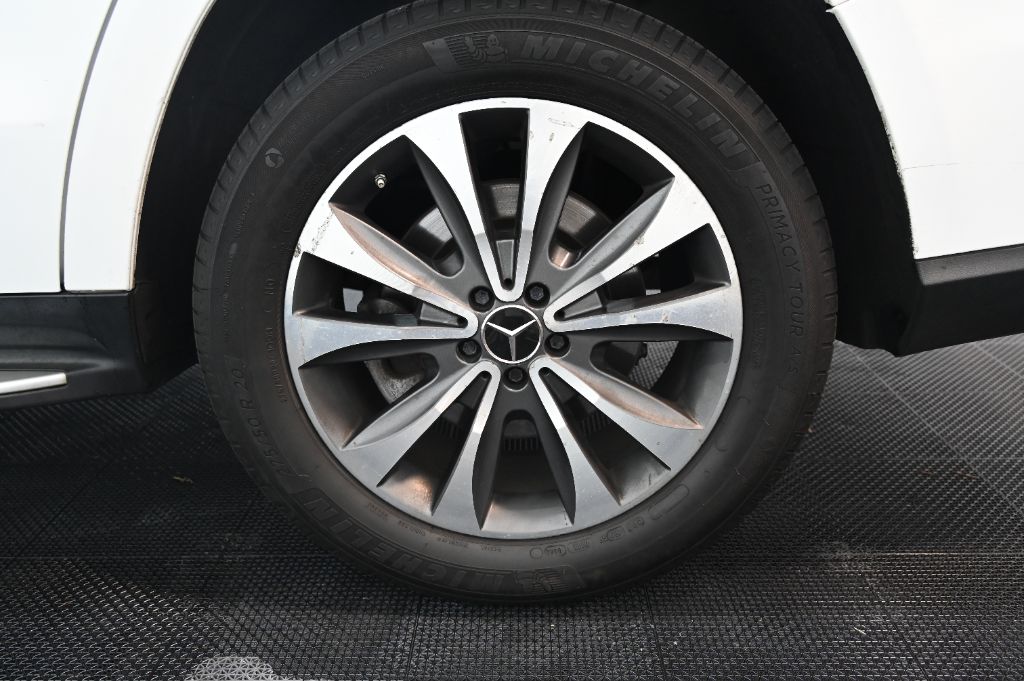 2016 Mercedes-Benz GL-Class - $11,985