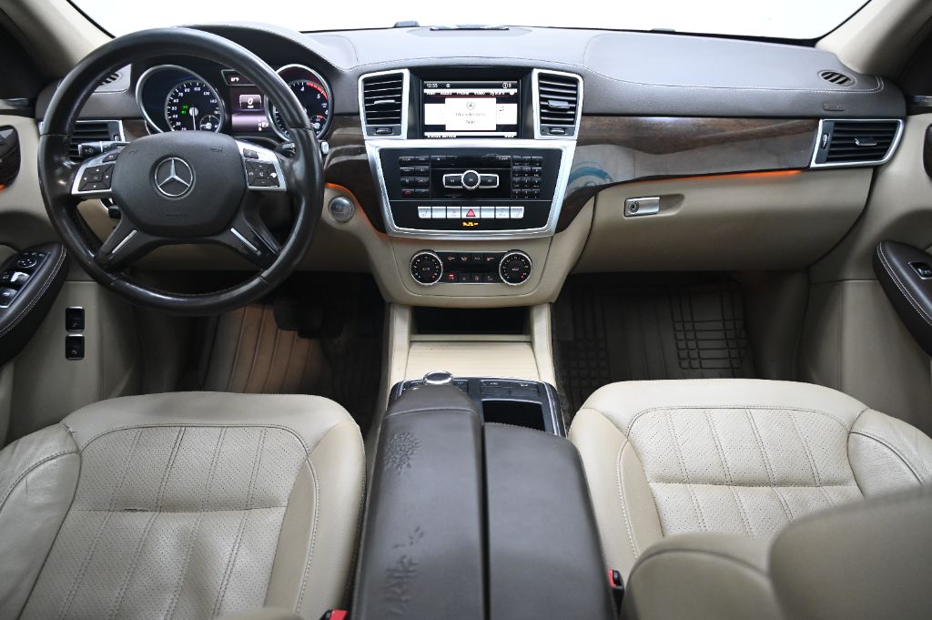 2016 Mercedes-Benz GL-Class - $11,985