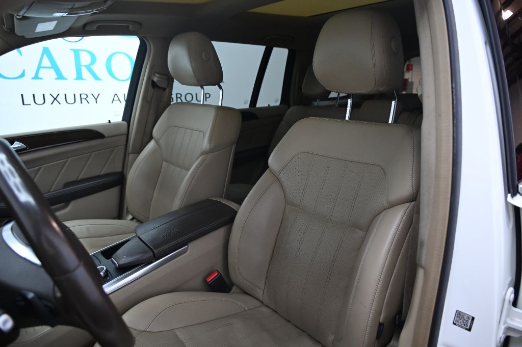 2016 Mercedes-Benz GL-Class - $11,985
