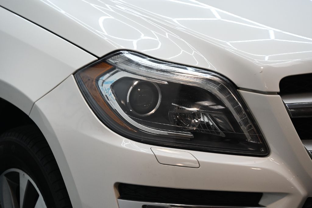 2016 Mercedes-Benz GL-Class - $11,985