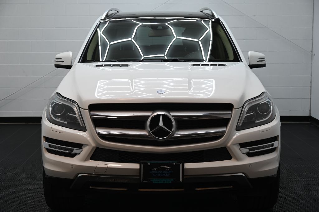 2016 Mercedes-Benz GL-Class - $11,985