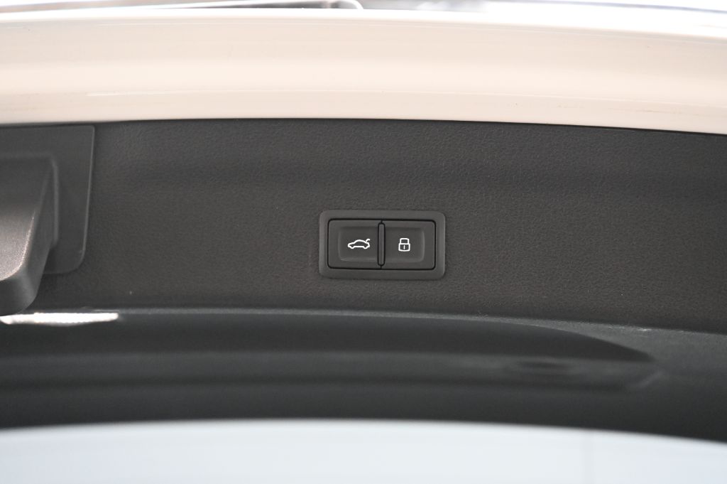 2020 Audi A6 - $33,917
