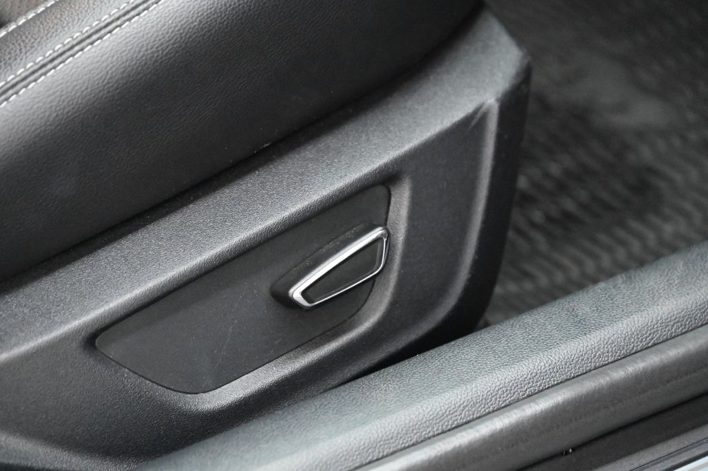 2016 Ford Mustang - $28,345