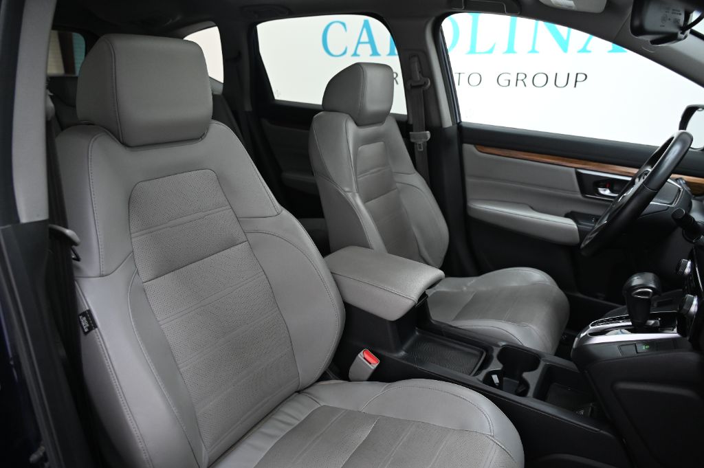 2017 Honda CR-V - $14,988
