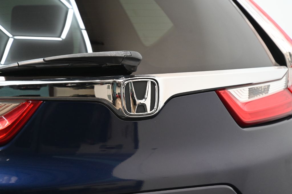 2017 Honda CR-V - $14,988