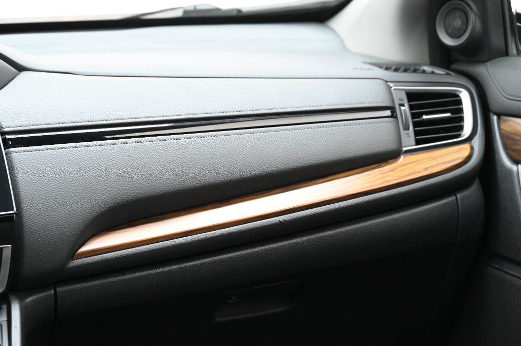 2017 Honda CR-V - $14,988
