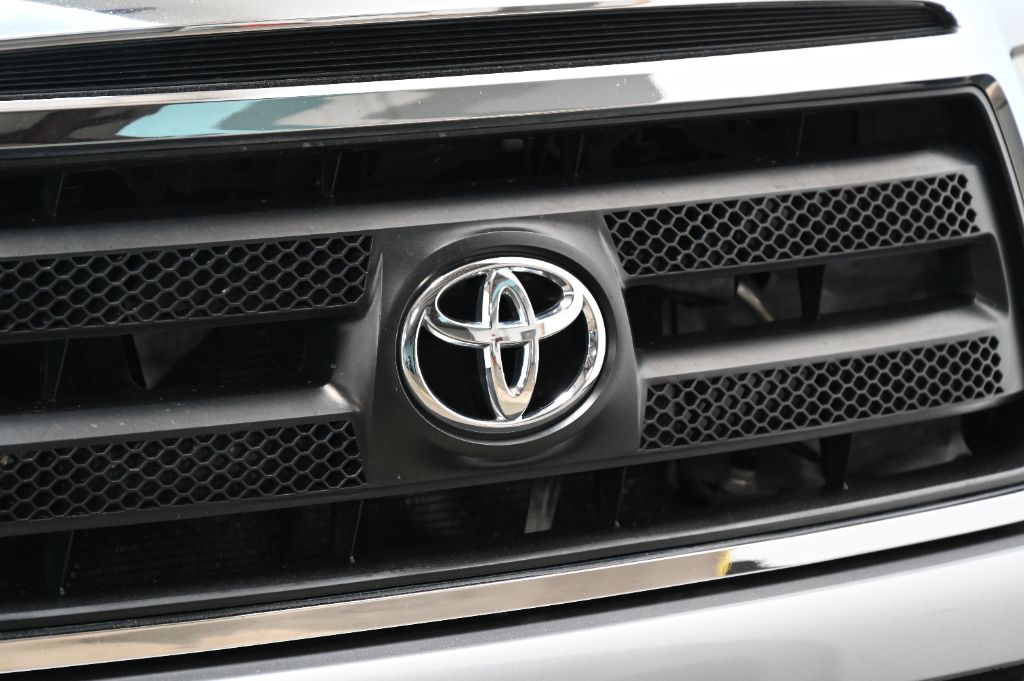 2013 Toyota Tundra - $13,501