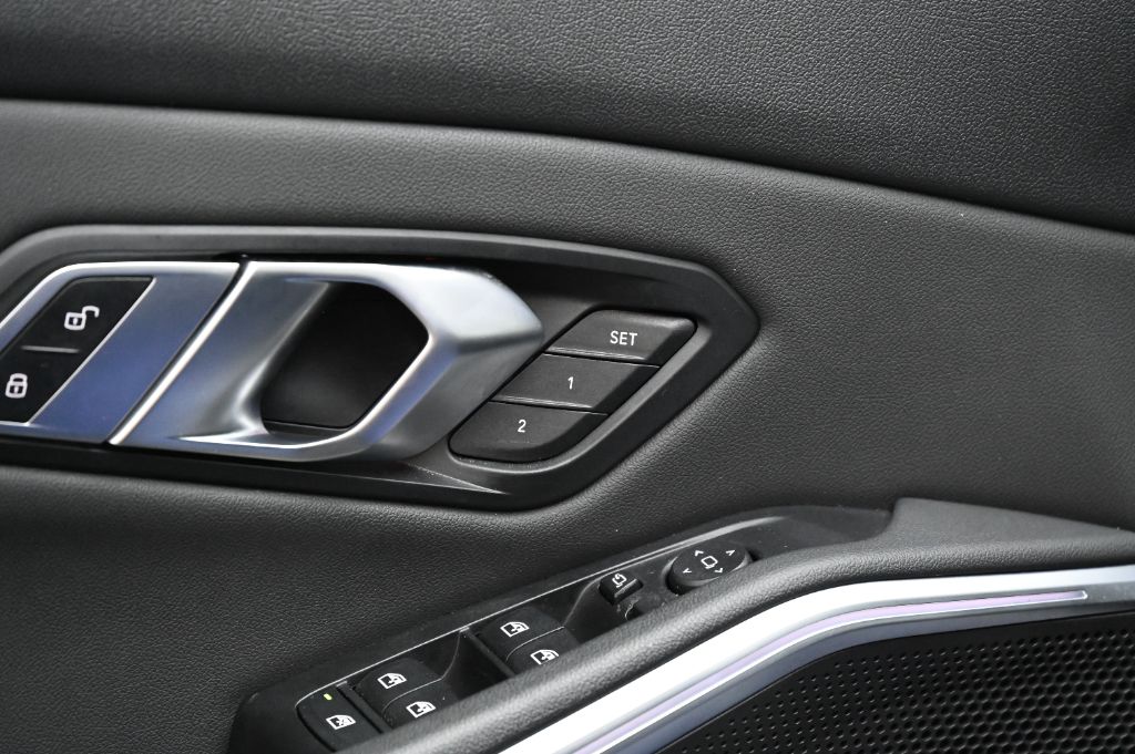 2020 BMW 3 Series - $31,990