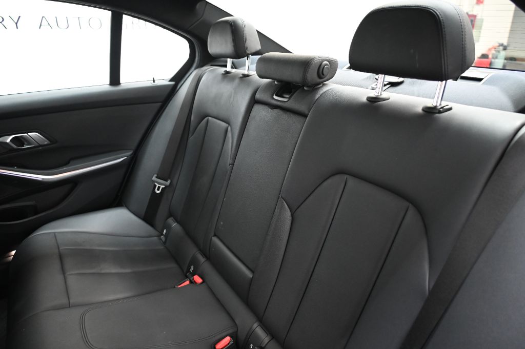 2020 BMW 3 Series - $31,990