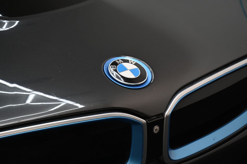 2016 BMW i8 - $41,888