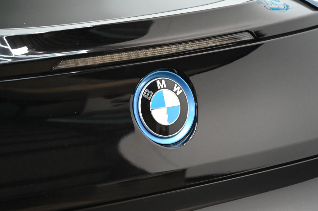 2016 BMW i8 - $41,888