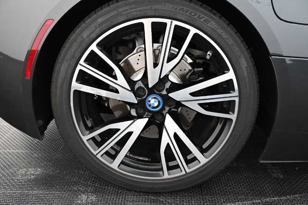2016 BMW i8 - $41,888