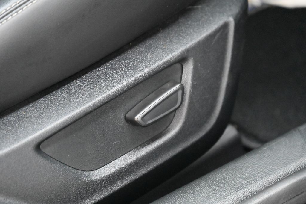 2020 Ford Mustang - $42,741