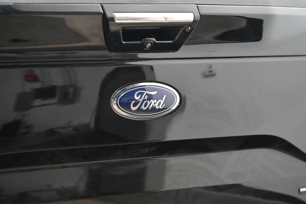 2016 Ford F-150 - $29,988