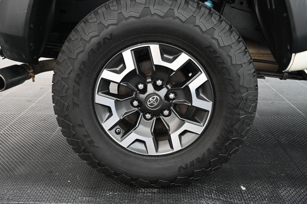 2016 Toyota Tacoma - $28,988