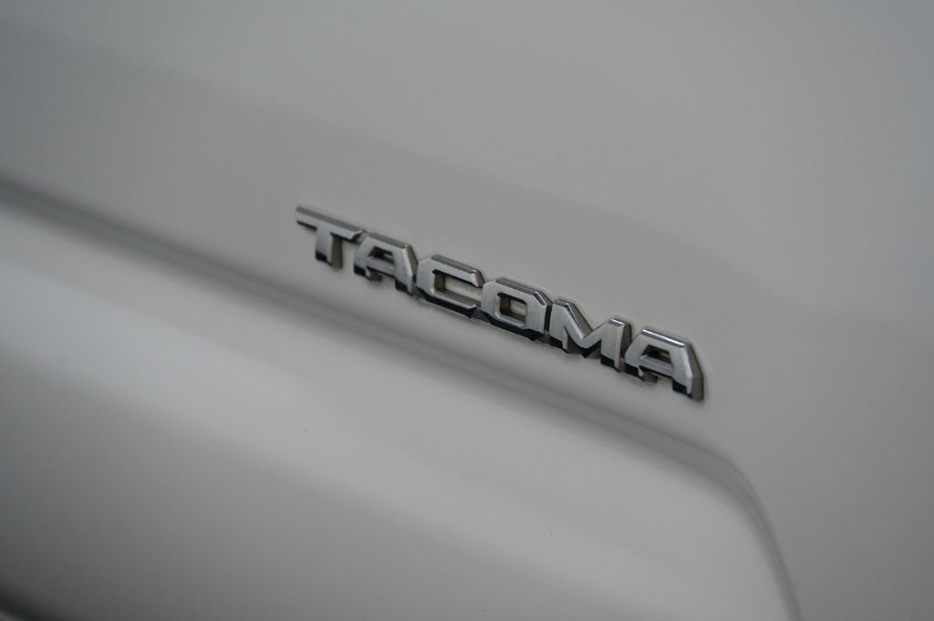 2016 Toyota Tacoma - $28,988