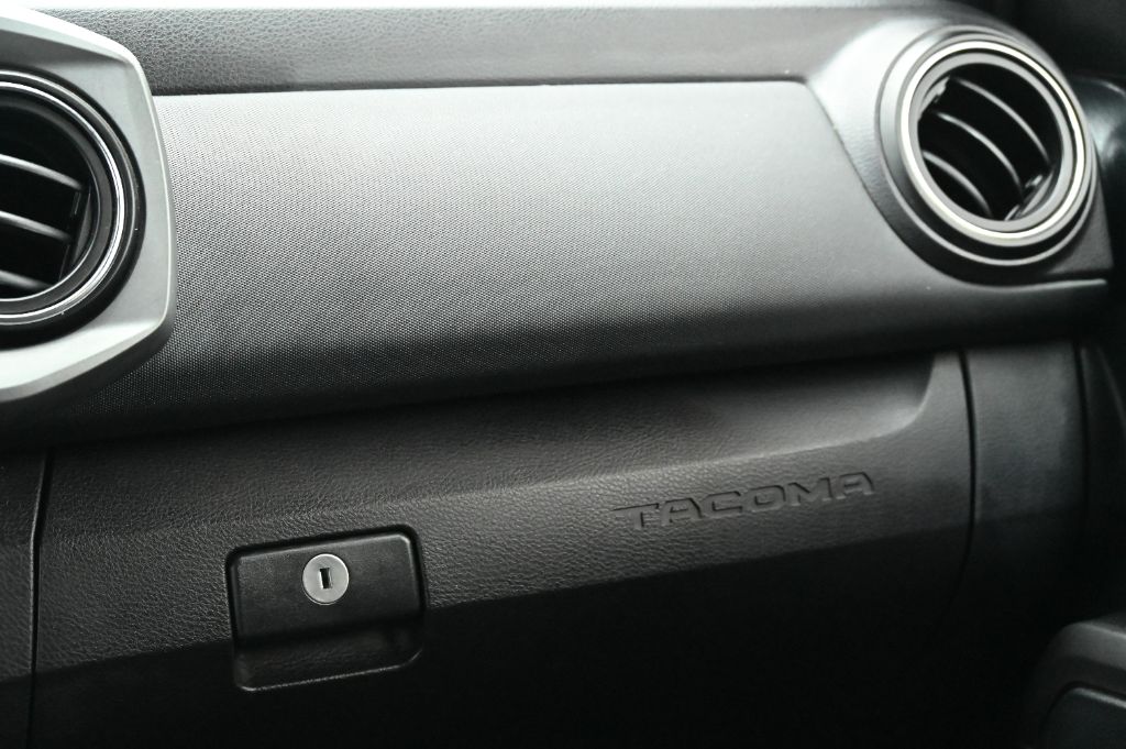 2016 Toyota Tacoma - $28,988