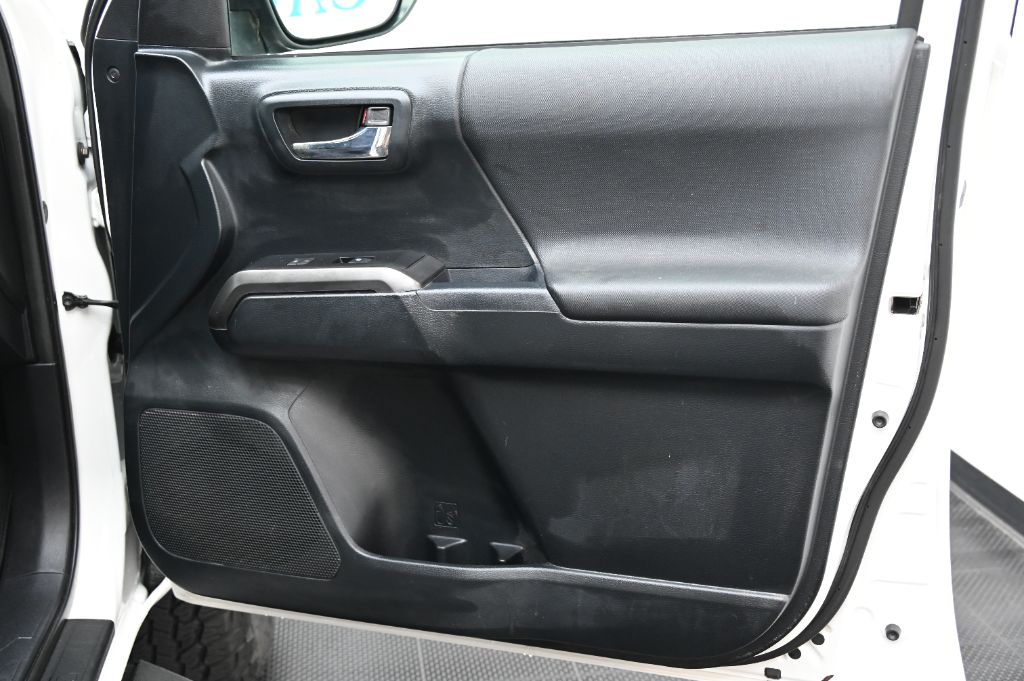 2016 Toyota Tacoma - $28,988