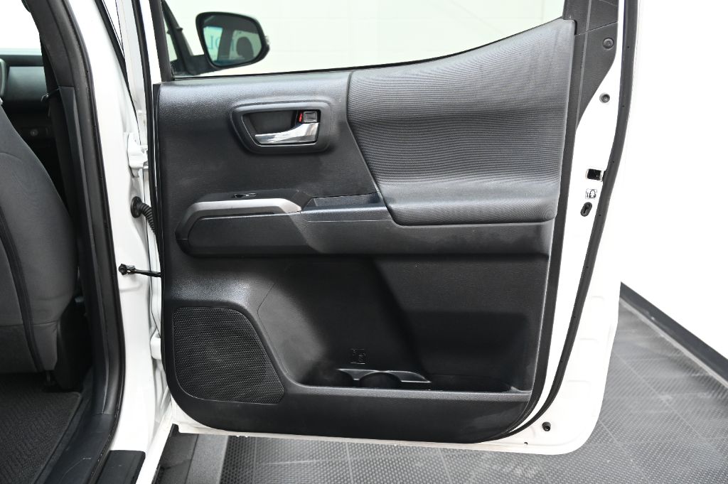 2016 Toyota Tacoma - $28,988