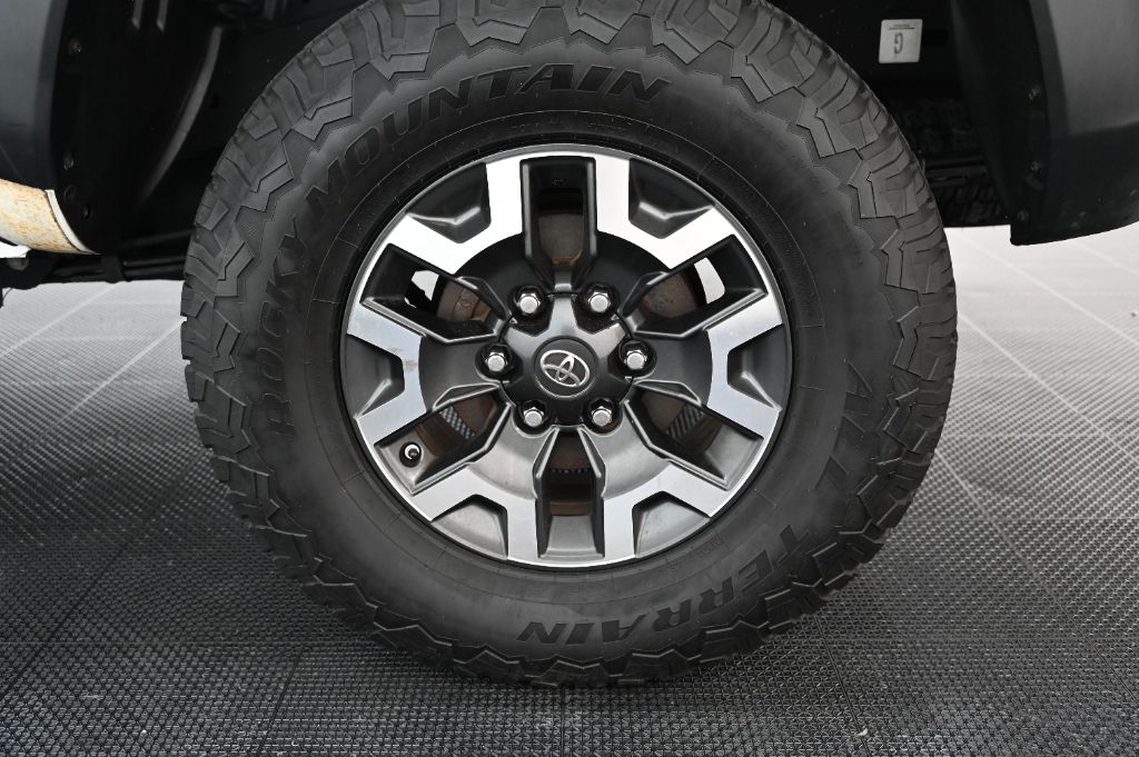 2016 Toyota Tacoma - $28,988