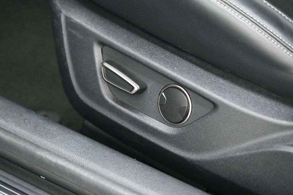2016 Ford Mustang - $49,988
