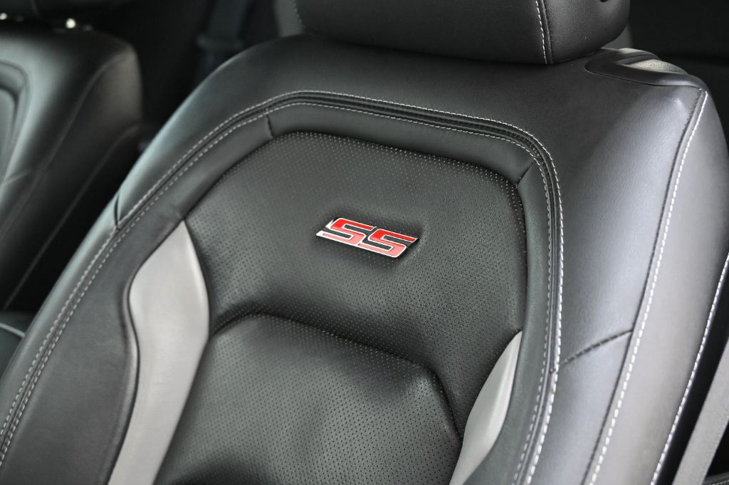 2018 Chevrolet Camaro - $39,988