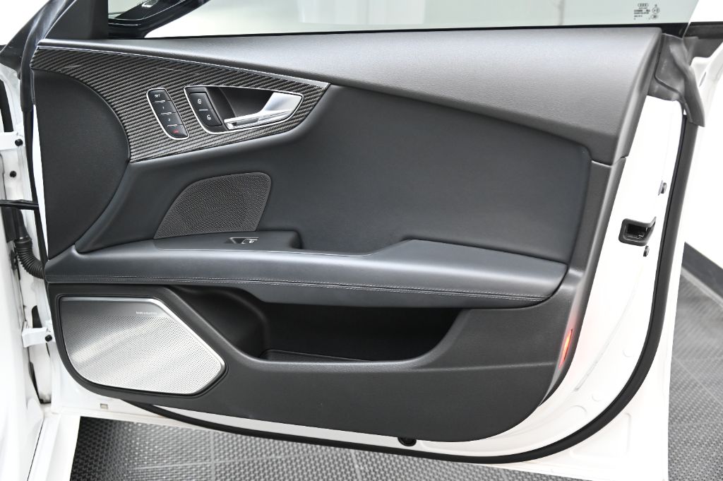 2016 Audi RS 7 - $40,988