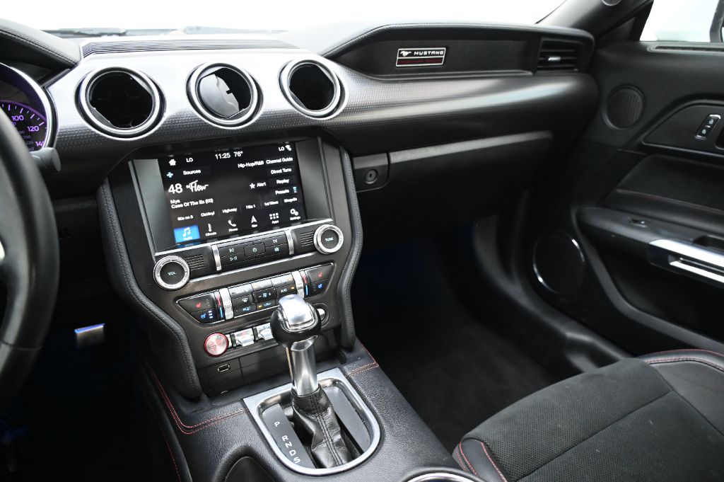 2019 Ford Mustang - $29,202