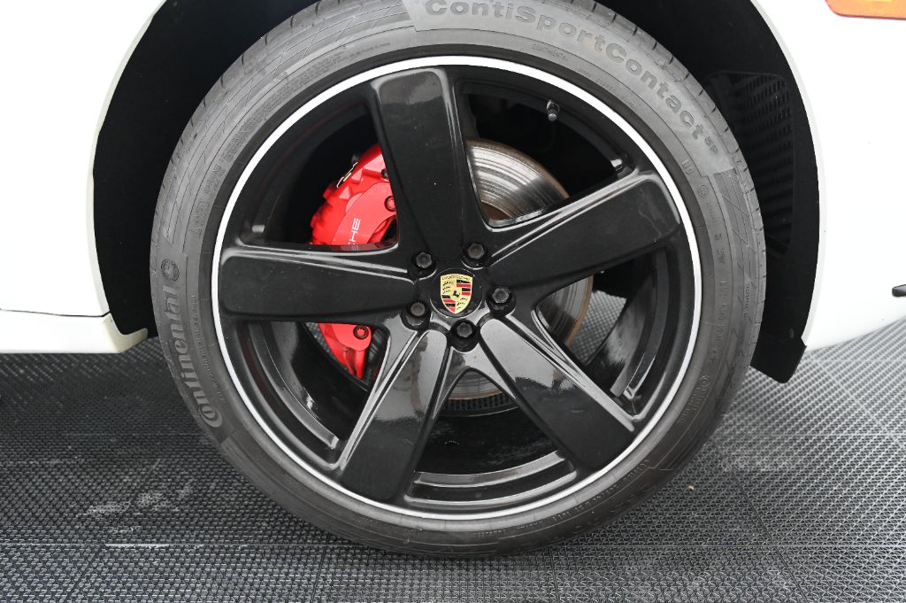 2016 Porsche Macan - $29,988