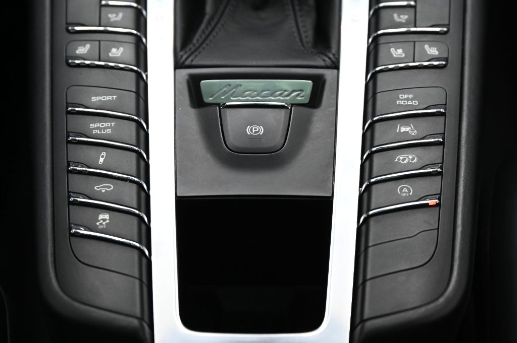 2016 Porsche Macan - $29,988