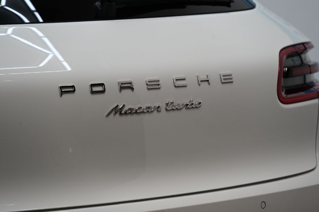2016 Porsche Macan - $29,988