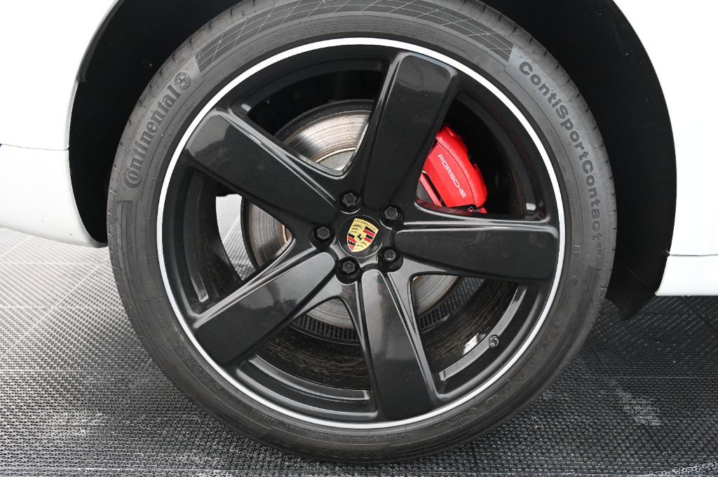 2016 Porsche Macan - $29,988