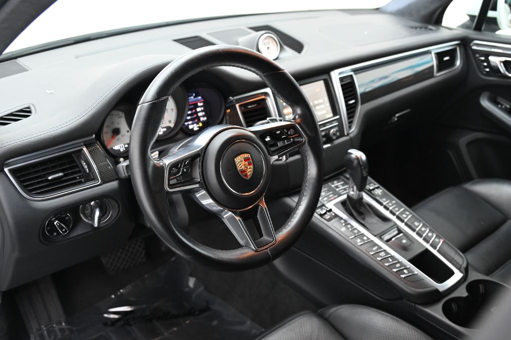 2016 Porsche Macan - $29,988