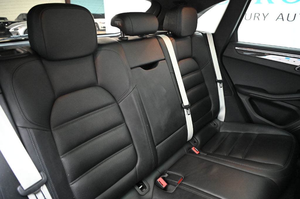 2016 Porsche Macan - $29,988
