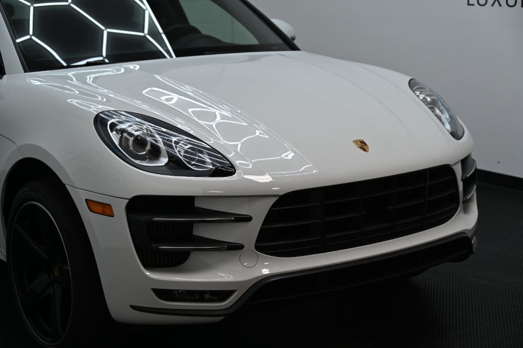 2016 Porsche Macan - $29,988
